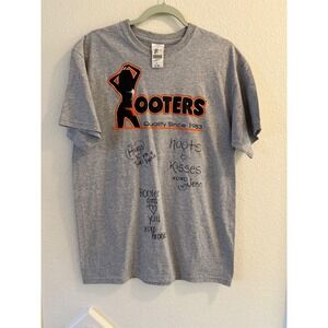 Hooters Quality Since 1983 Gray Short Sleeve T Shirt Jantzen Beach OR Men's Med